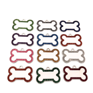 medailles pour collier chien en forme d os avec des paillettes. disponible en plusieurs couleurs